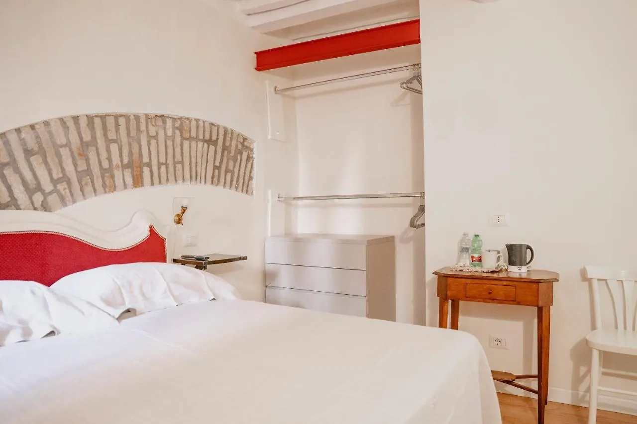 Guest house Piccolo Girasole Hotel Perugia Italy